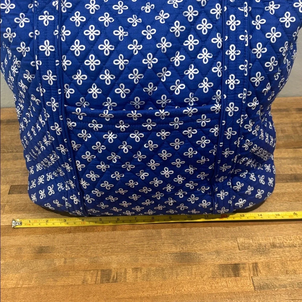 BRAND NEW!! Vera Bradley Royal Blue Concerto Quilted Large Tote Great Carry-on! - Picture 11 of 13